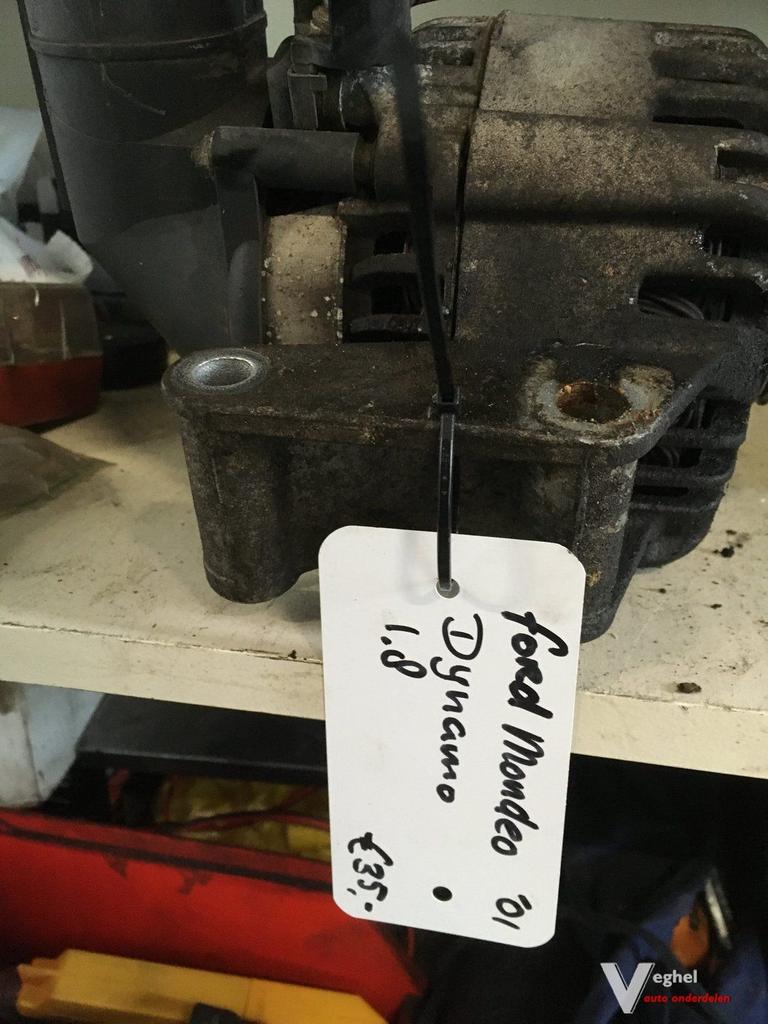 ford mondeo '01 dynamo 1.8, Auto-onderdelen, Motor en Toebehoren, Gebruikt, Ophalen of Verzenden