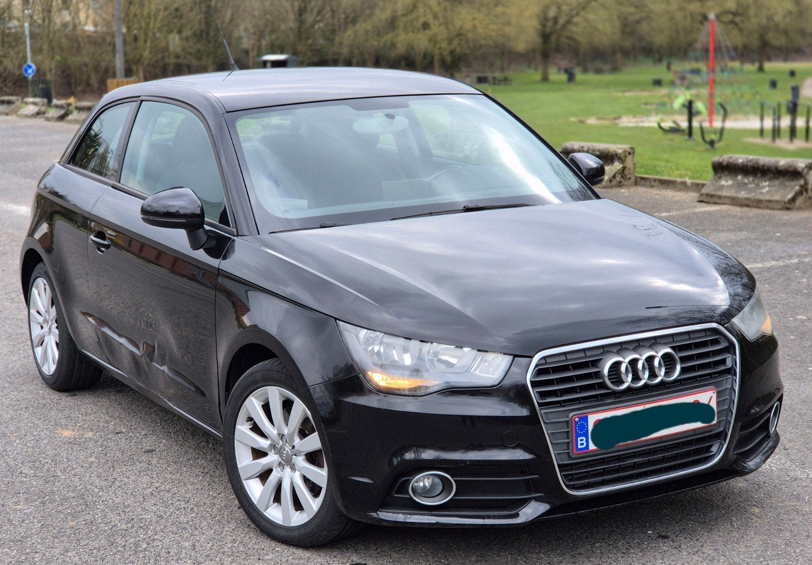 audi A1 16tdi 2010.130mkm 1prop gps clima 4700€, Auto's, Euro 5, A1, Zwart, 1600 cc