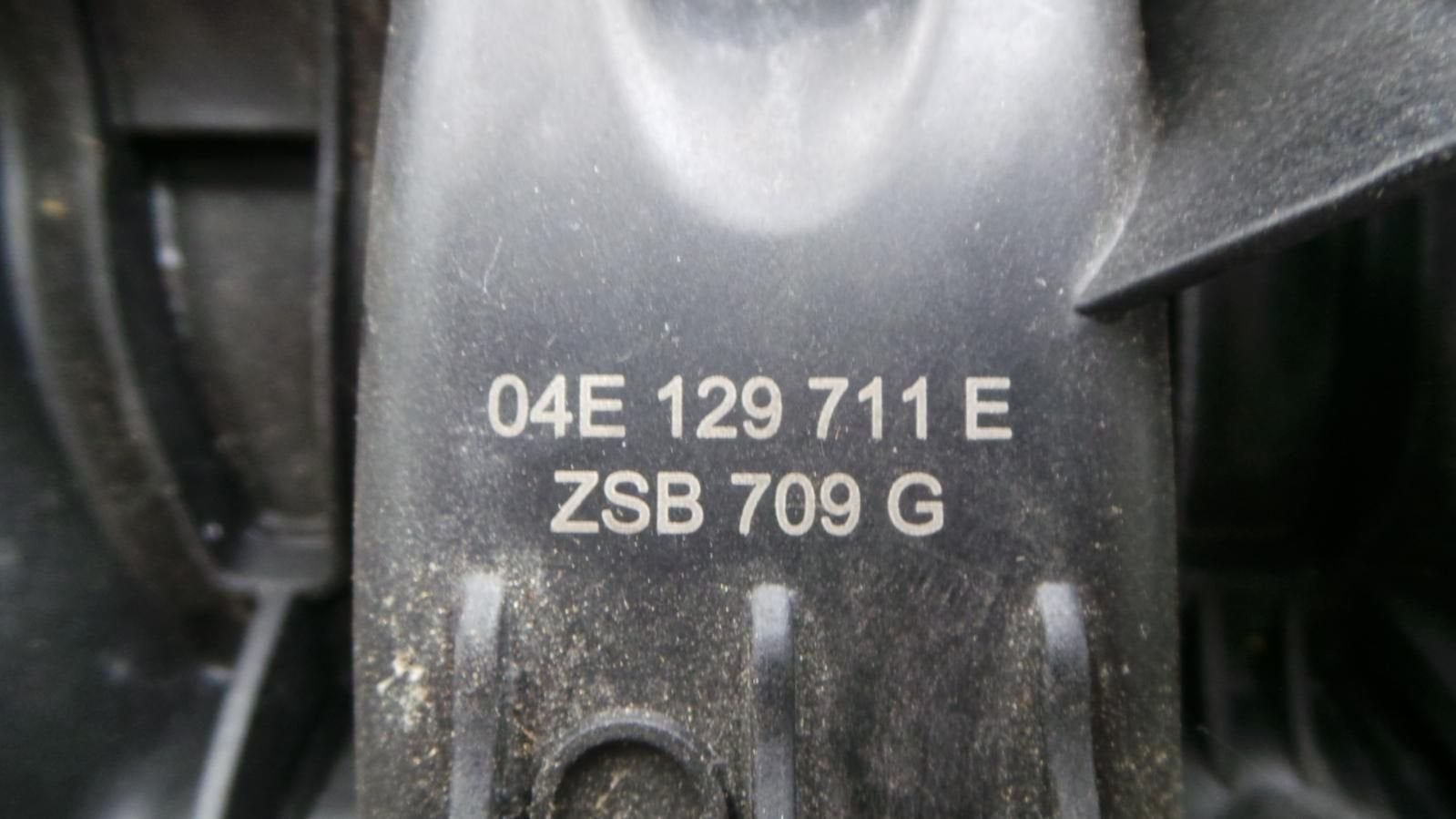 VOLKSWAGEN GOLF INLAAT SPRUITSTUK 2015, Ophalen of Verzenden, Gebruikt, ARN erkend