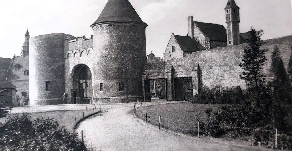 Oud Belgie/ Vieille Belgique 1930 M Sabbe édition luxe N208, Enlèvement ou Envoi, Sabbe, Maurits, Utilisé, 20e siècle ou après