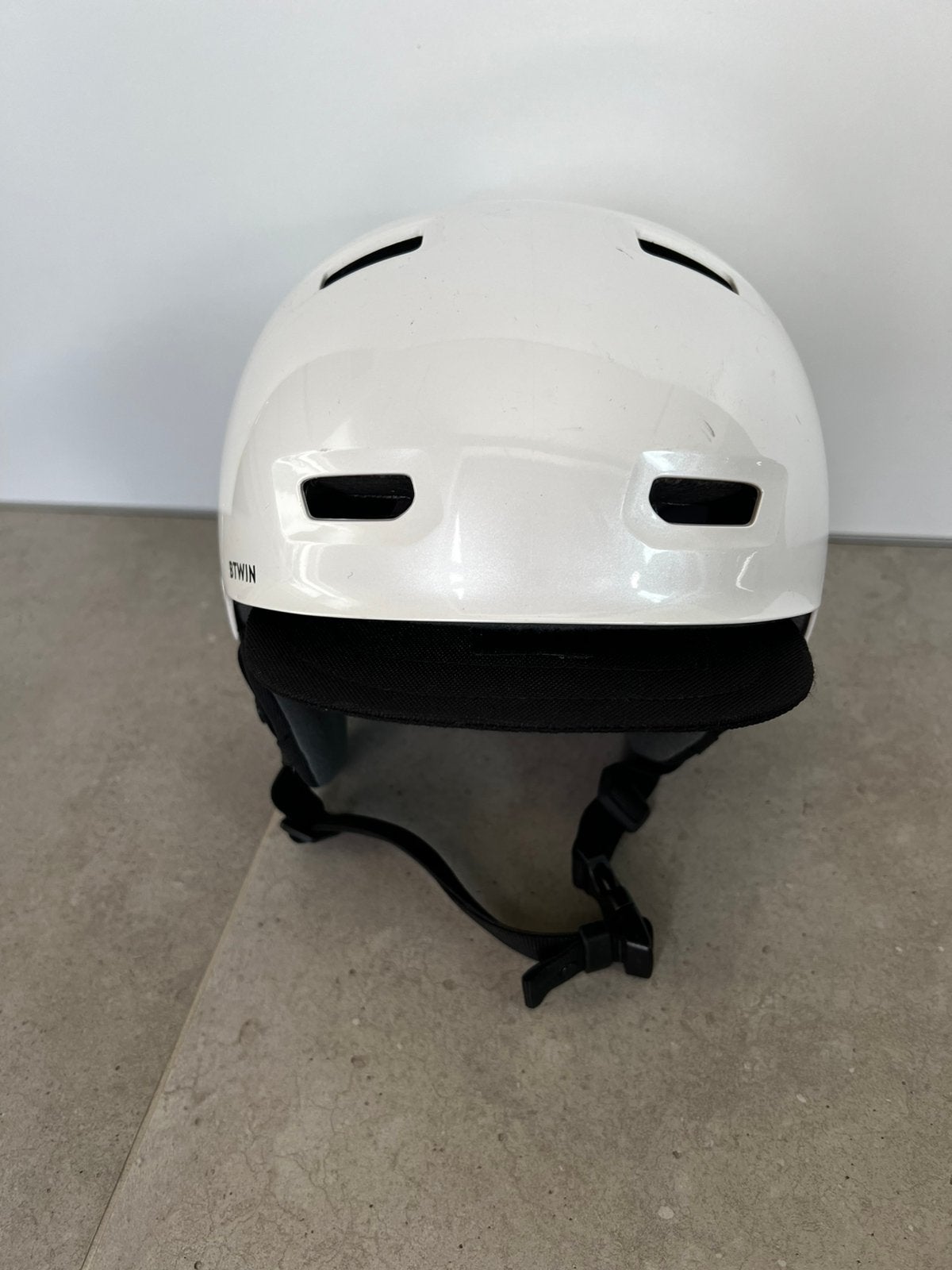 Fietshelm B-twin, Fietsen en Brommers, Ophalen of Verzenden, Zo goed als nieuw, M, Heer of Dame