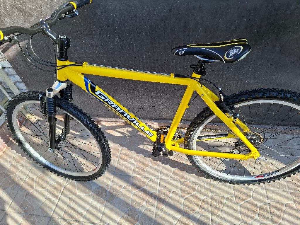 vélo vtt 26 pouce nouveau jamais rouler granville, Vélos & Vélomoteurs, VTT semi-rigide, Enlèvement, Comme neuf