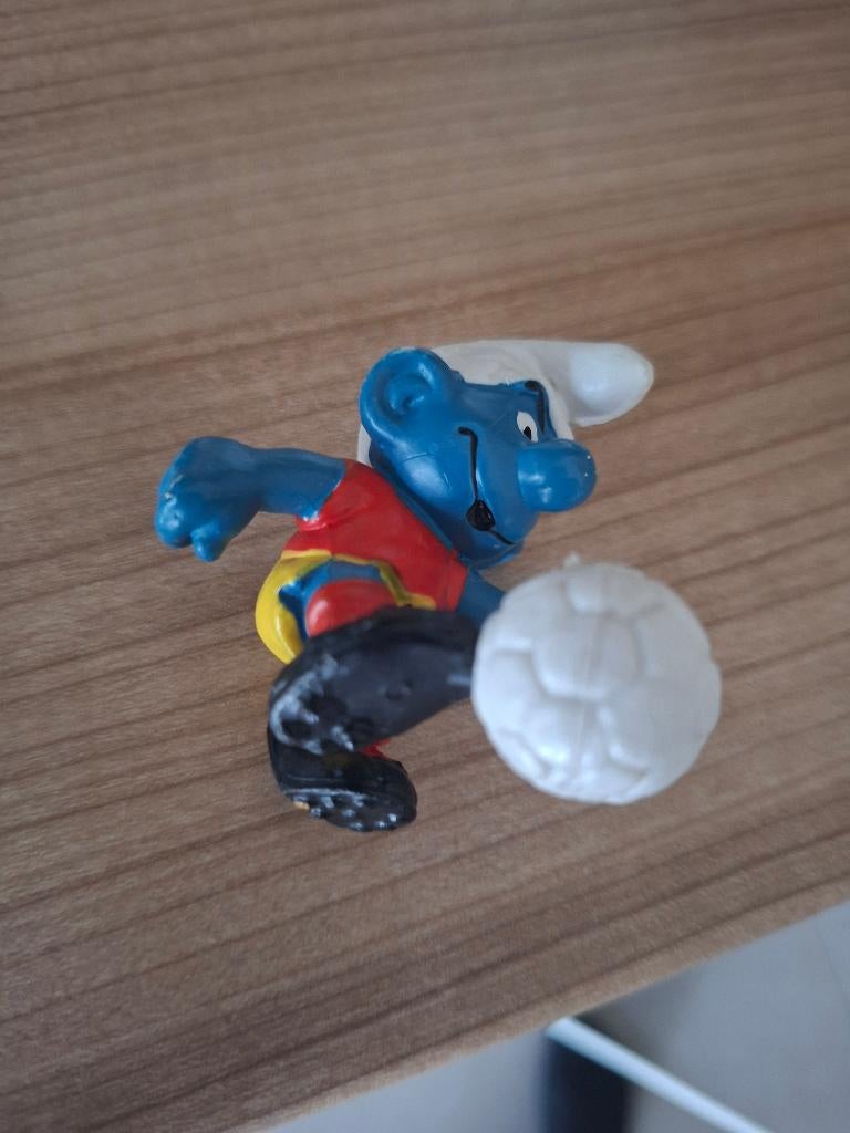 Smurfen voetballer (20035) MET NOPPEN! Rare!, Collections, Schtroumpfs, Enlèvement ou Envoi, Comme neuf