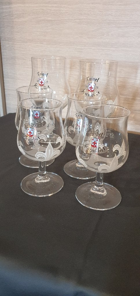 6 Tripel Karmelietglazen, Ophalen