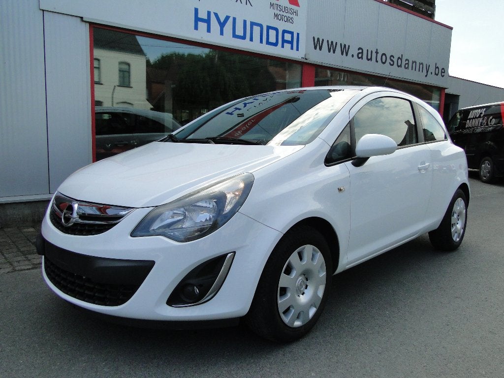 opel corsa 1.0 benzine airco, Auto's, Opel, Voorwielaandrijving, Euro 5, Zwart, Wit
