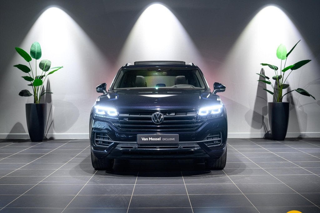 Volkswagen Touareg 3.0 V6 210kW 4WD R-Line (automatique), Autos, Volkswagen, Entreprise, https://public.car-pass.be/vhr/adb6b434-90fd-48bf-ad7f-f4fffbe57244