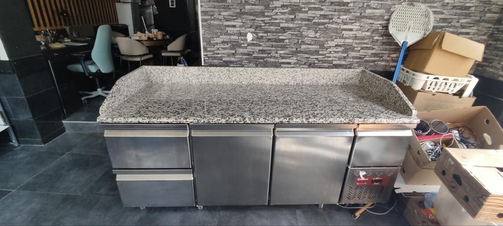 Frigo a pizza avec marbre 2m diamant prix 700€, Enlèvement ou Envoi