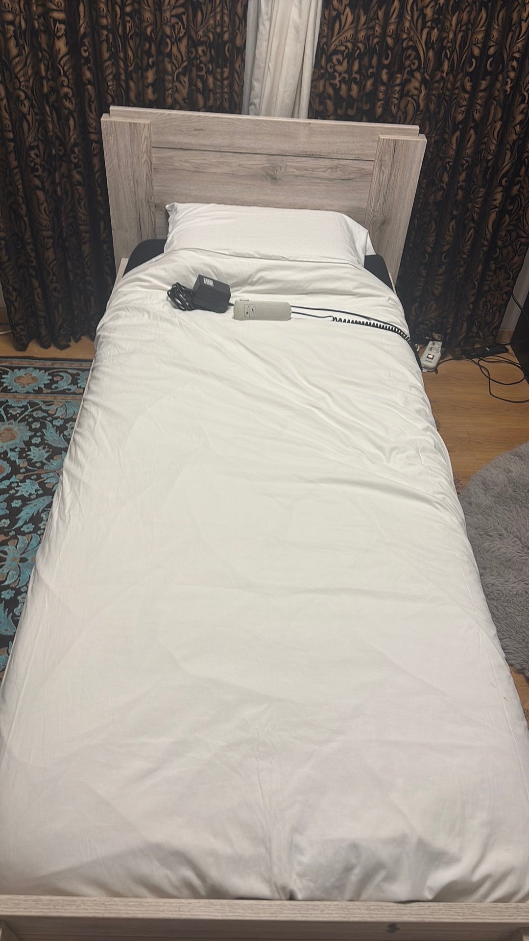 Elektrisch verstelbaar bed 90x200 met matras, Huis en Inrichting, Ophalen, Verstelbaar, 90 cm, Eenpersoons