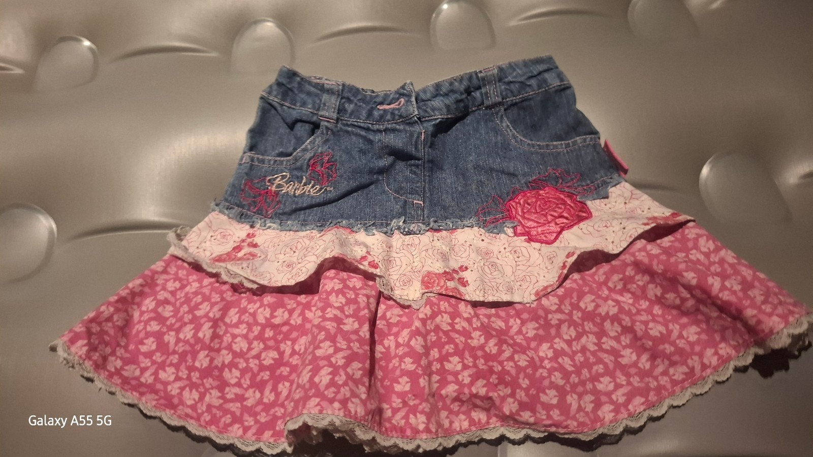 Jupe Barbie jean et rose 4 ans (taille 104) - TBE, Enlèvement ou Envoi, Comme neuf, Barbie, Fille