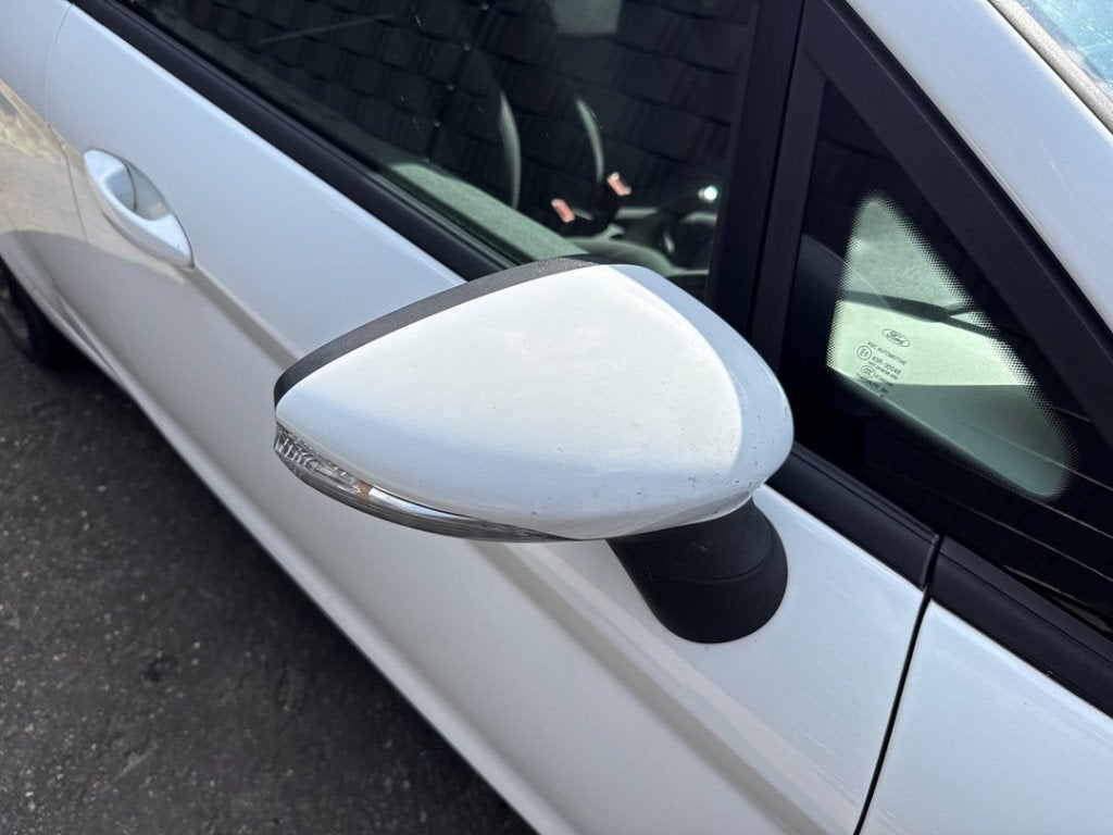 SPIEGEL RECHTS Ford Fiesta 6 (JA8) (|2104865|C1BB17682DD|), Gebruikt, Henry-Ford-Straße  1
50735  Köln, DE, Ford-Werke GmbH, Kunden@ford.com