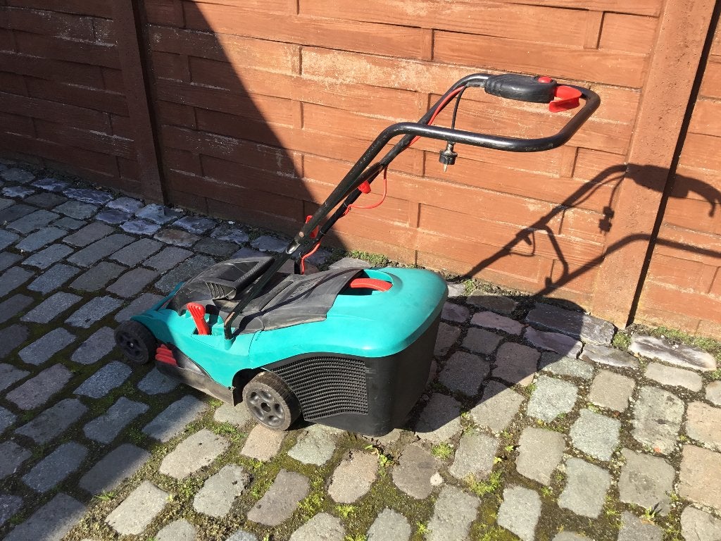 Electrische grasmaaier, Tuin en Terras, Ophalen, Cirkelmaaier, Elektrische grasmaaier, Zo goed als nieuw