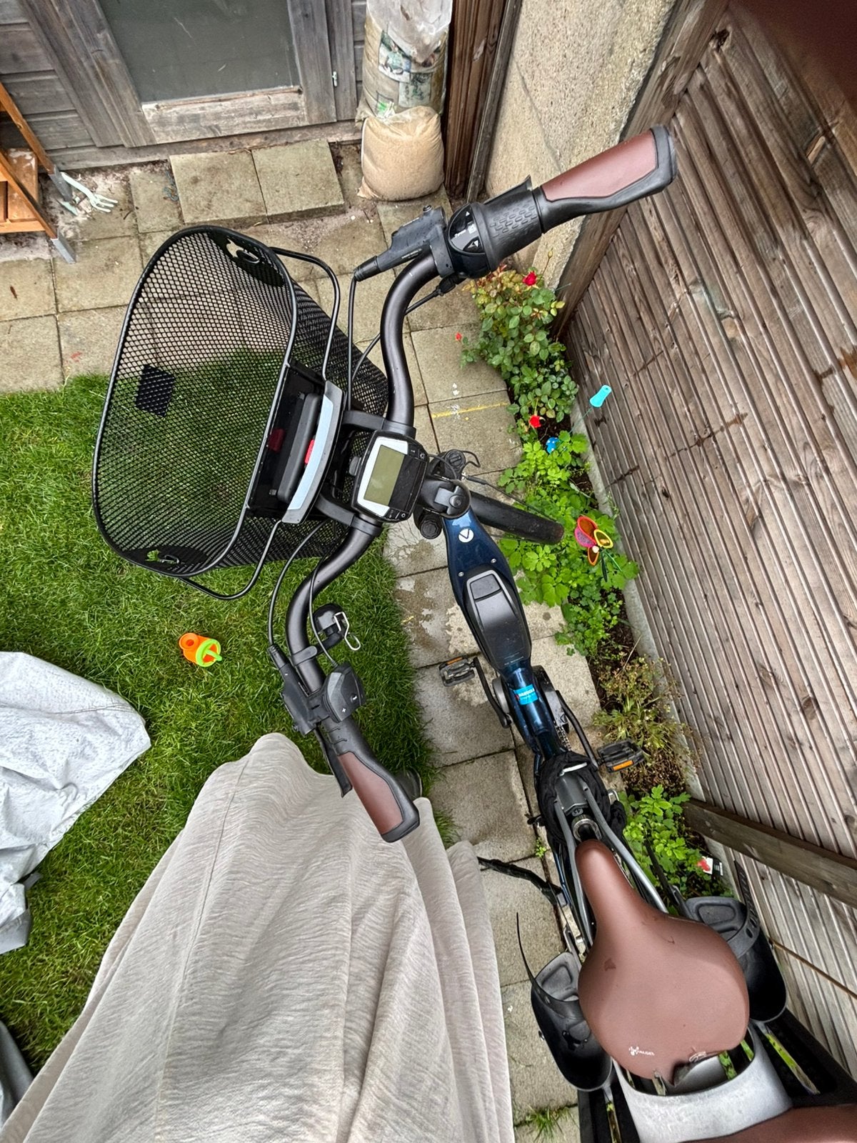 Velo de Ville - nachtblauw - AEB 200 - 400WH, Enlèvement, Moins de 10 vitesses, Frein à disque, Suspension
