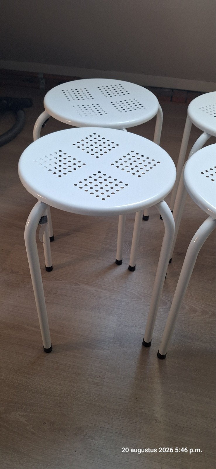 Nieuwe Kruk metaal wit 45.5 hoog x 30  stapelbaar 4st besch., Ophalen, Nieuw, Overige materialen