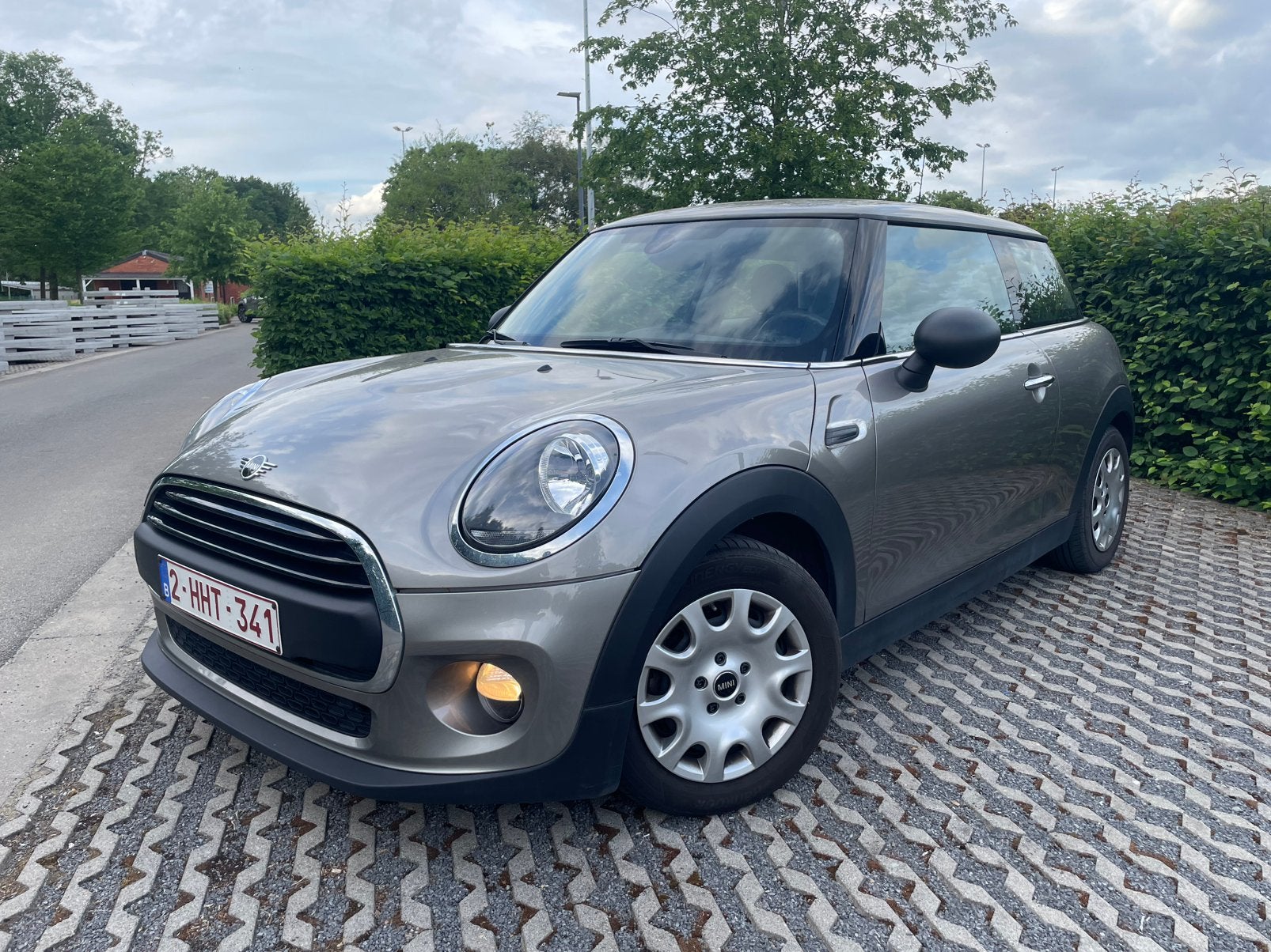 MINI COOPER ONE 1.5 BENZINE | MELTING SILVER, Auto's, Voorwielaandrijving, 75 kW, Stof, 1498 cc