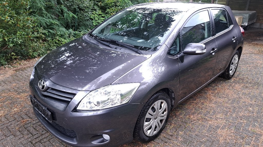 Toyota Auris 1400 Diesel, Auto's, Stof, 1365 kg, Particulier, Euro 4
