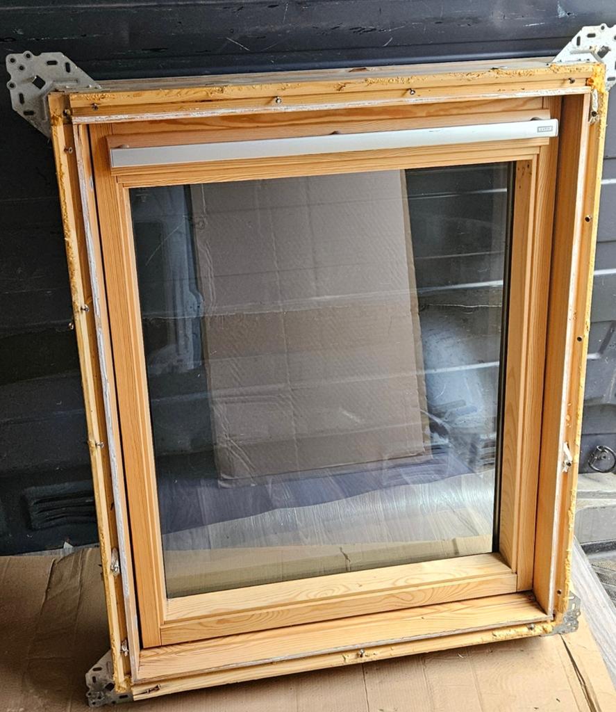 Velux 98×78 GGL M04, Bricolage & Construction, Enlèvement