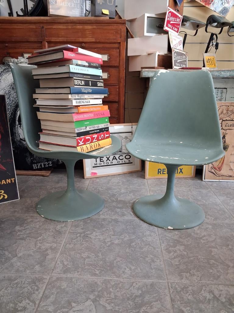 Tulip chair fiberglass stoelen (x2), Huis en Inrichting, Stoelen, Ophalen