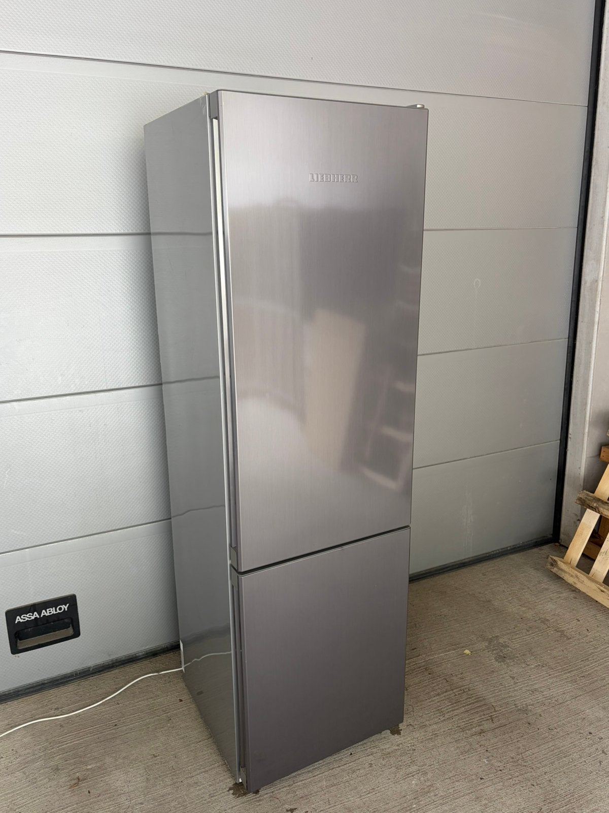 Liebherr Koelkast/Diepvries 2m Nieuw Beschermfolie, Elektronische apparatuur, Koelkasten en IJskasten, Ophalen, Nieuw