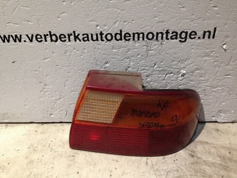 ACHTERLICHT RECHTS Ford Mondeo I (93bg-13a602-aa), Enlèvement ou Envoi, Henry-Ford-Straße 1 50735 Köln, DE, Ford-Werke GmbH, Kunden@ford.com