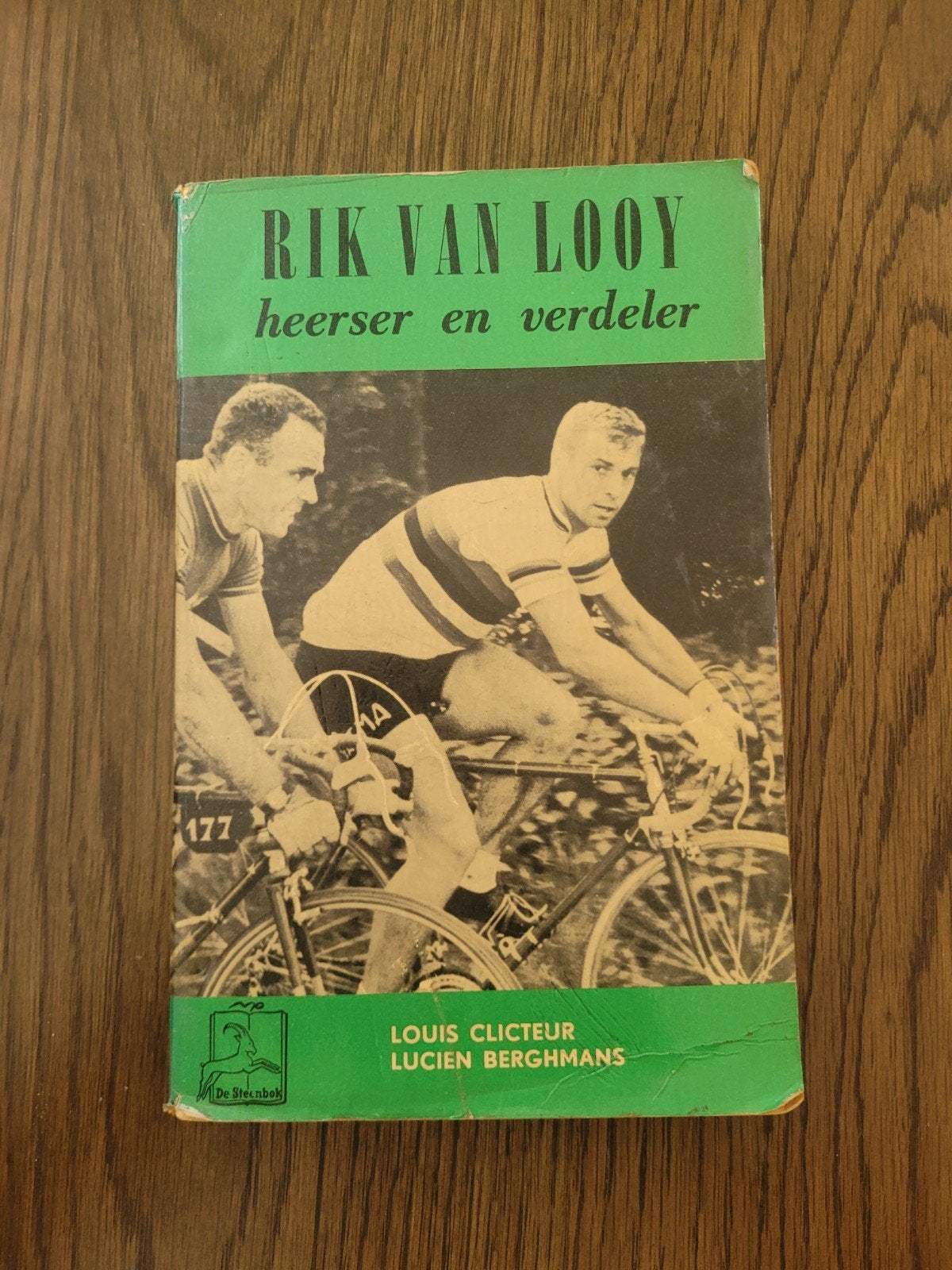 oud boek rik van looy, Ophalen of Verzenden