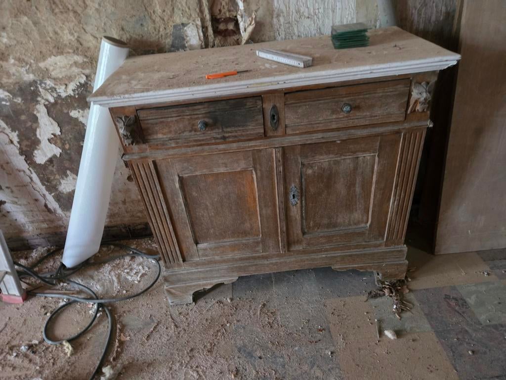 Oude commode kast, Ophalen