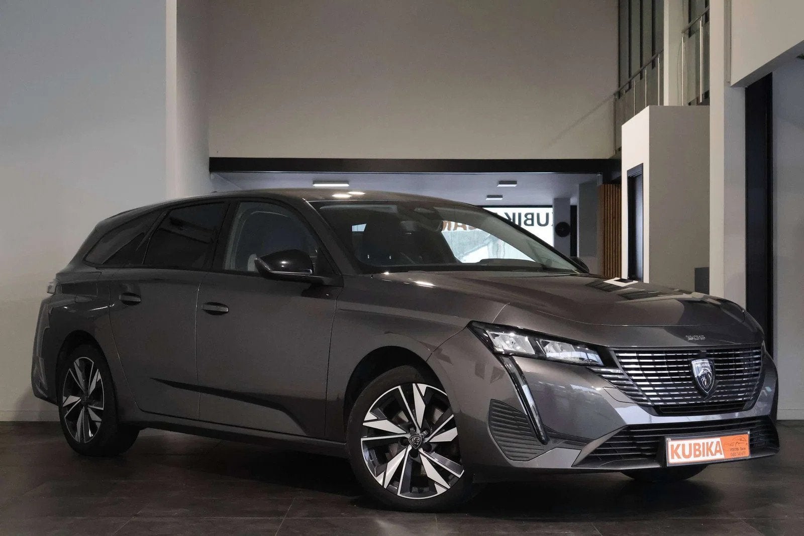 Peugeot 308 SW PureTech Navi Camera LijnA Keyless Garantie*, 1385 kg, Argent ou Gris, Achat, Euro 6