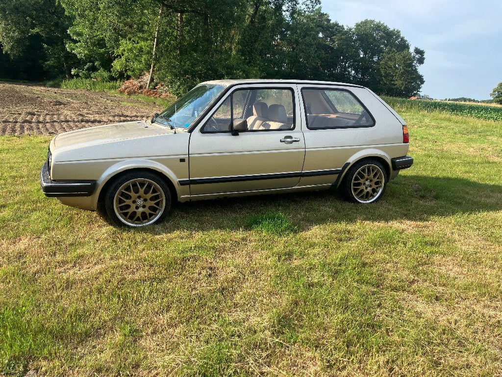 Golf 2 polarsilver vr6 1986, Autos, Volkswagen, Particulier, Golf, Essence, Euro 1, Coupé, 3 portes, Boîte manuelle, Autres couleurs