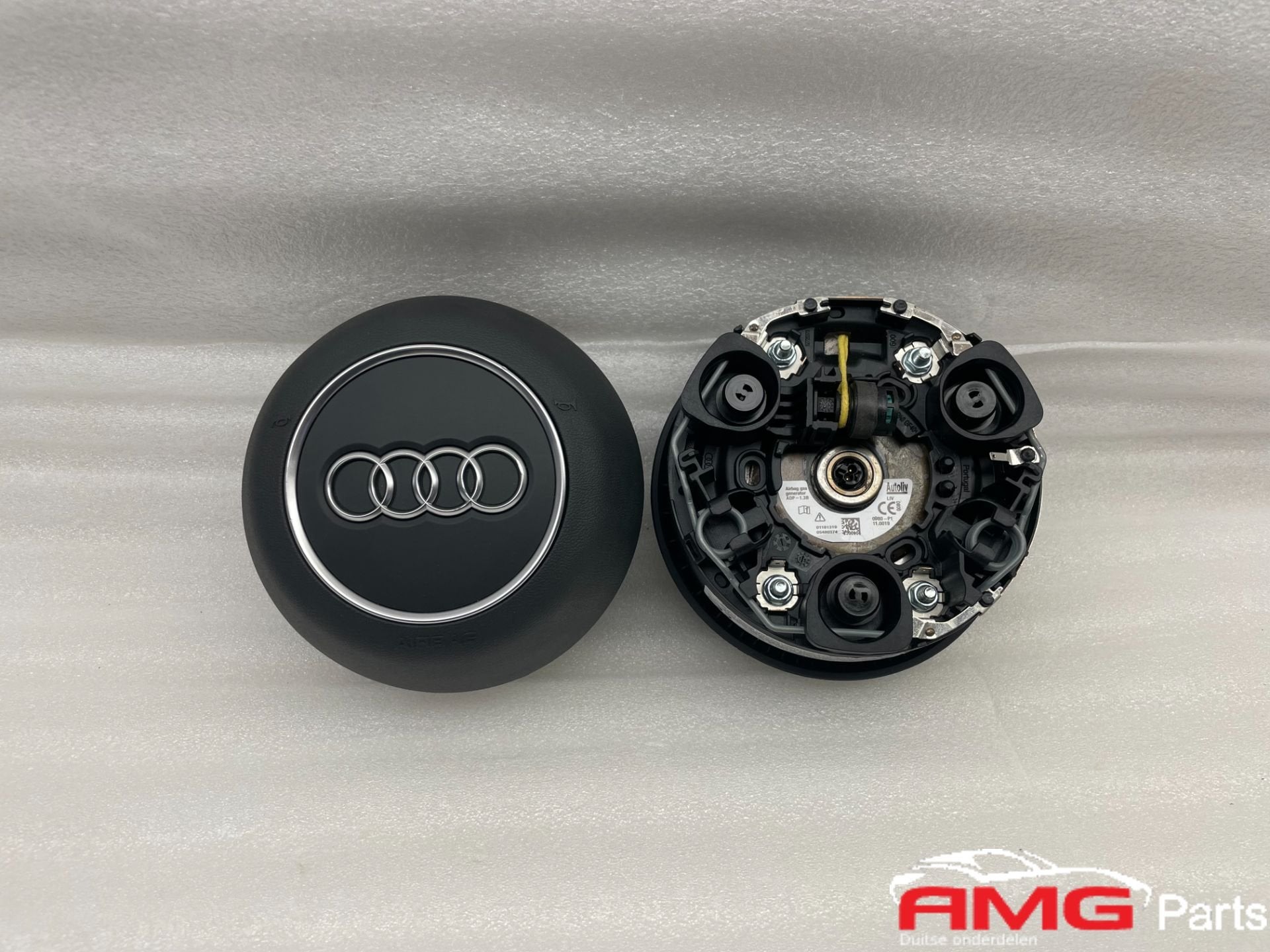Audi A4 A5 8W RS S Line Coussin Airbag 8W0880201AR, Neuf, AUDI AG, Auto-Union-Strasse 1
85045  Ingolstadt, DE, Audi