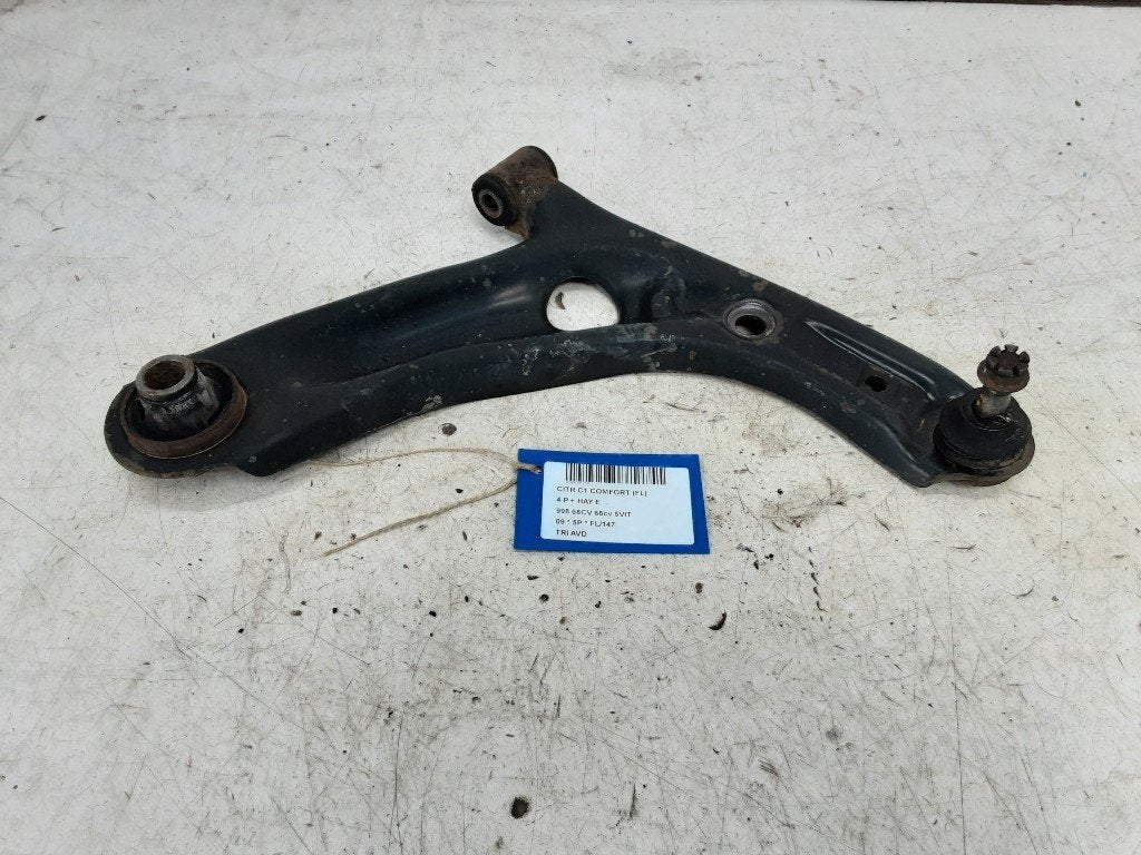 BRAS DE SUSPENSION AVANT DROIT (TRIANGLE) Citroën C1, Autos : Pièces & Accessoires, Utilisé, Citroën