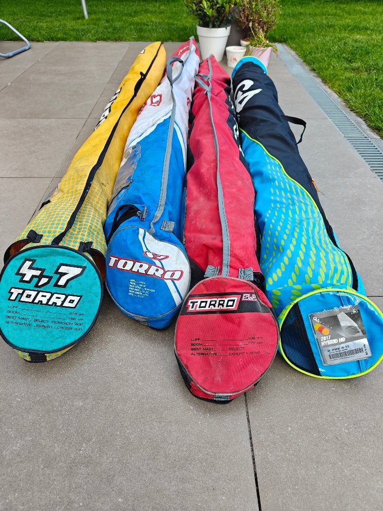 4 zeilen 4.7 5.0 5.3 en 5.7, Watersport en Boten, Windsurfen, Ophalen, Gebruikt, Met draagtas, 5 tot 6.5 m²