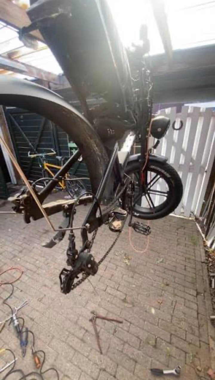 WHEELZ GARAGE – Fatbike, Fiets & Step Service, Fietsen en Brommers, Ophalen, Zo goed als nieuw