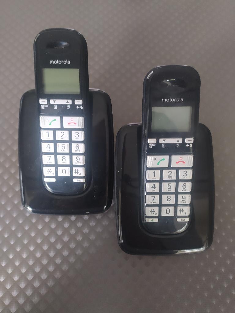 Draadloze telefoonset Motorola S3001, Ophalen of Verzenden, Zo goed als nieuw, 2 handsets