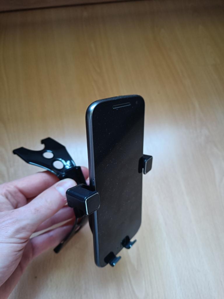 Houder gsm smartphone (mercedes klasse a), Telecommunicatie, Telefoonhouders, Ophalen, Zo goed als nieuw, Auto