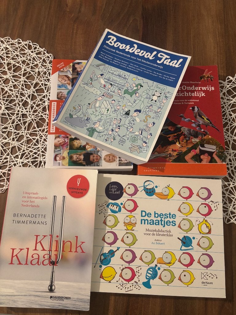 Schoolboeken kleuteronderwijs, Boeken, Schoolboeken, Ophalen