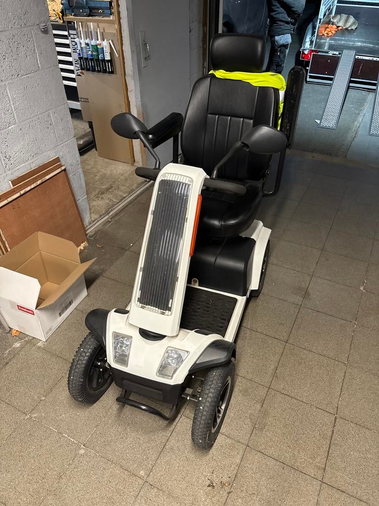 scoot mobiel, Ophalen, Zo goed als nieuw