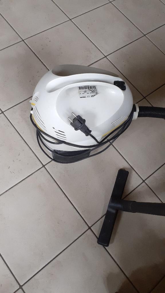 Karcher stofzuiger Nat Droog, Gebruikt, Kärcher, Waterstofzuiger, 1200 tot 1600 watt