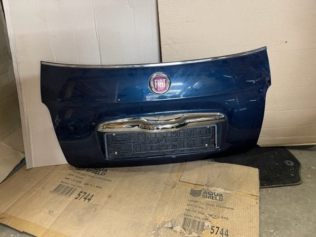 ACHTERKLEP Fiat 500 (312) (01-2007/12-2012), Auto-onderdelen, Carrosserie, FCA Germany GmbH, Gebruikt, Achterklep, IPC D1-09 Bahnhofsplatz
65423  Rüsselsheim am Main, DE