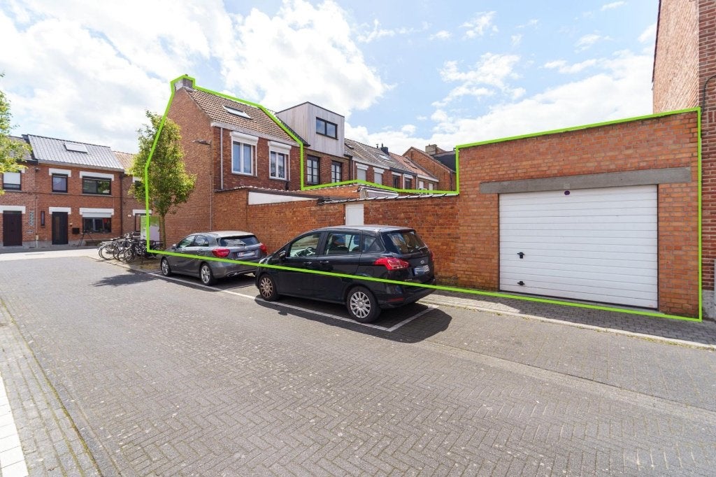 Huis te koop met garage, Immo, Tot 200 m², 112 m², Hoekwoning, 2800 Mechelen