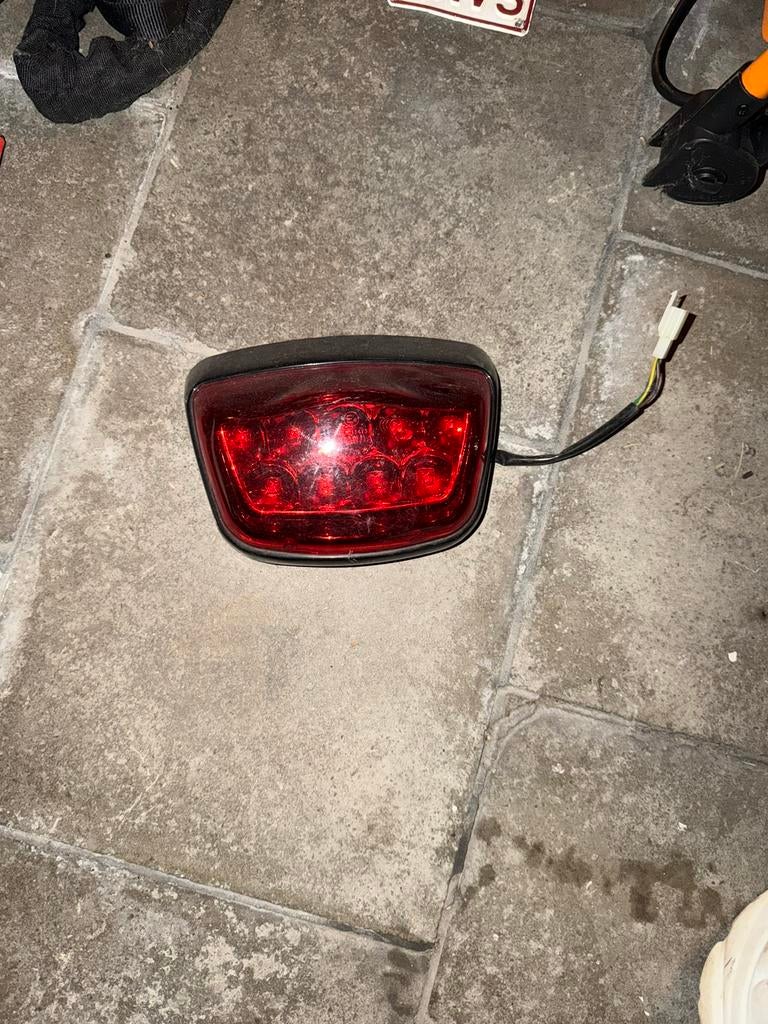 Gts toscana achterlicht, Ophalen, Zo goed als nieuw