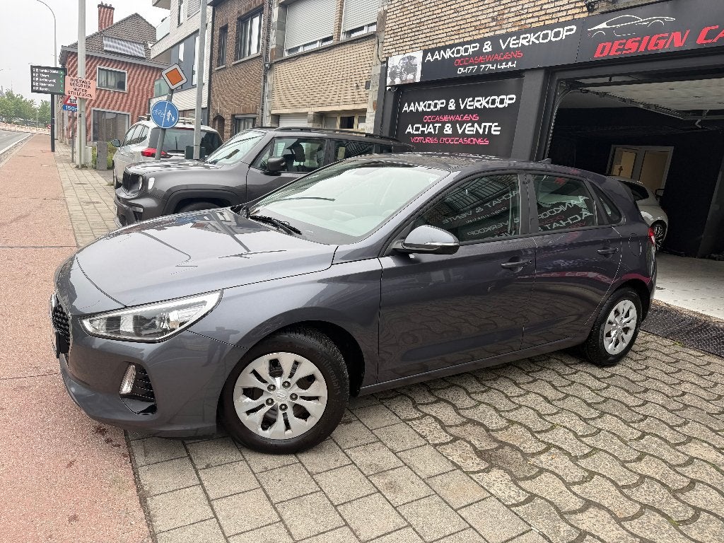 Hyundai i30 1400 benzine 1e eigenaar 2 sleutels, Auto's, Stof, Euro 6, Multifunctioneel stuurwiel, Bedrijf