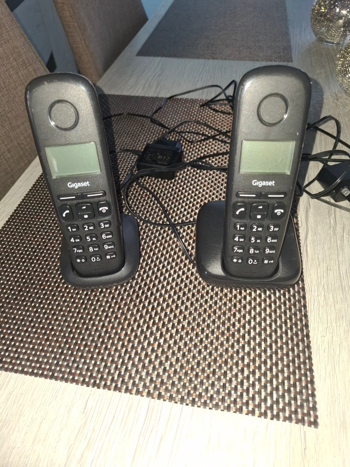 draagbare telefoons, Ophalen of Verzenden, Zo goed als nieuw, 2 handsets
