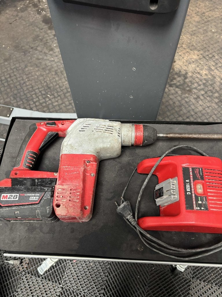 Milwaukee Heavy Duty Boorhamer/ Marteau 28M, Gebruikt, Boor- en/of Breekhamer, Ophalen of Verzenden, Minder dan 400 watt