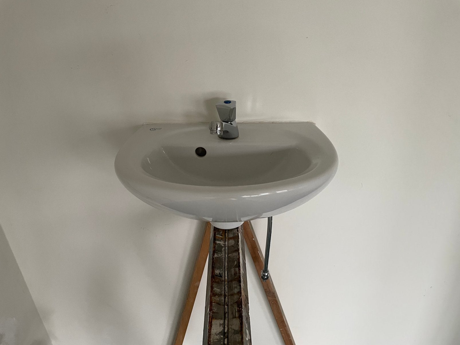 Wastafeltje wc, Bricolage & Construction, Enlèvement, Utilisé, Pierre, Lavabo