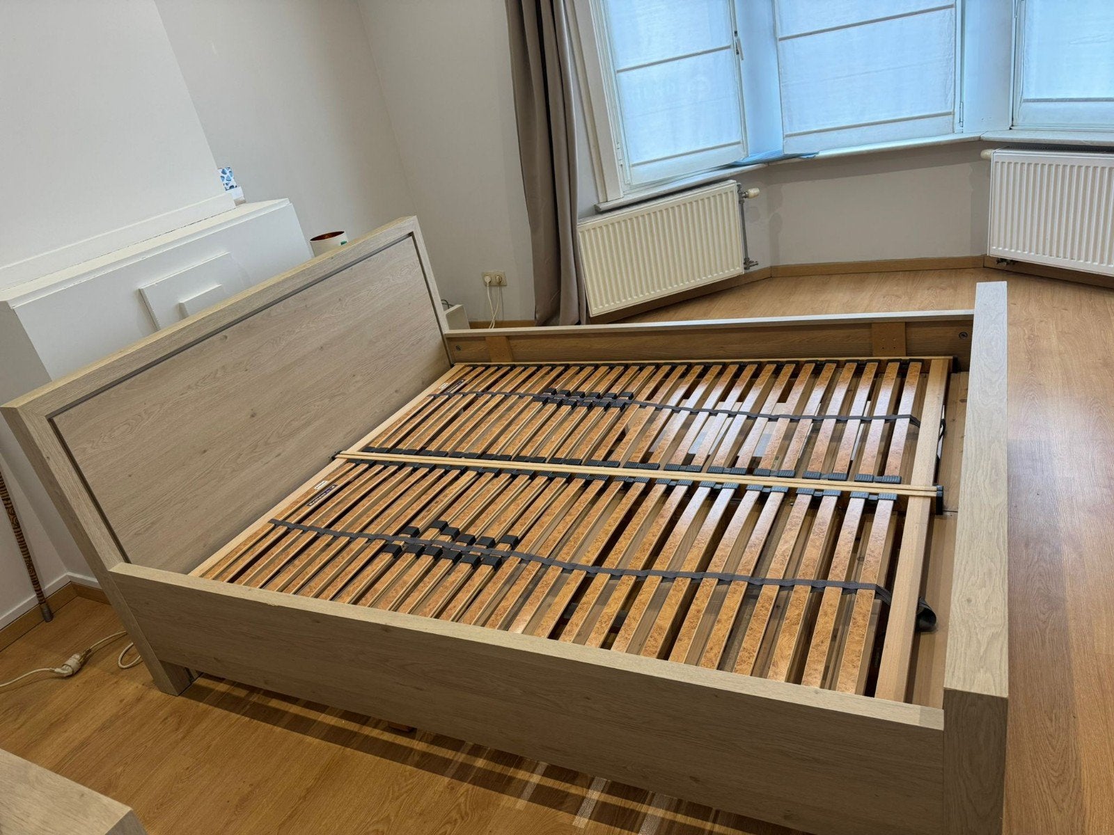 Lit en bois pour 2 personnes (1,6 m - 2 m), Enlèvement, Bois, 200 cm, 80 cm