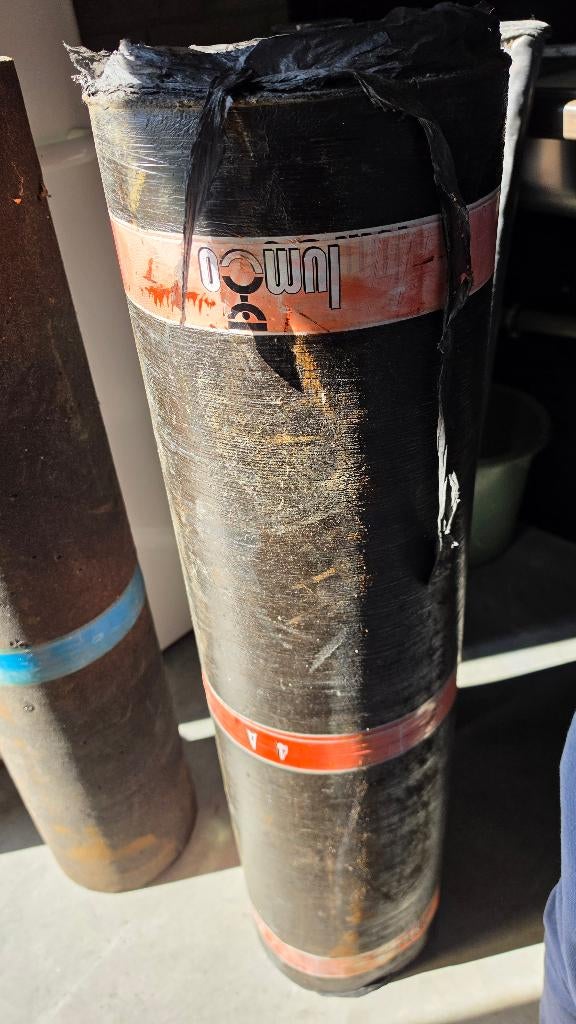 roofing (bitumen) - 2 rollen, Doe-het-zelf en Bouw, Ophalen