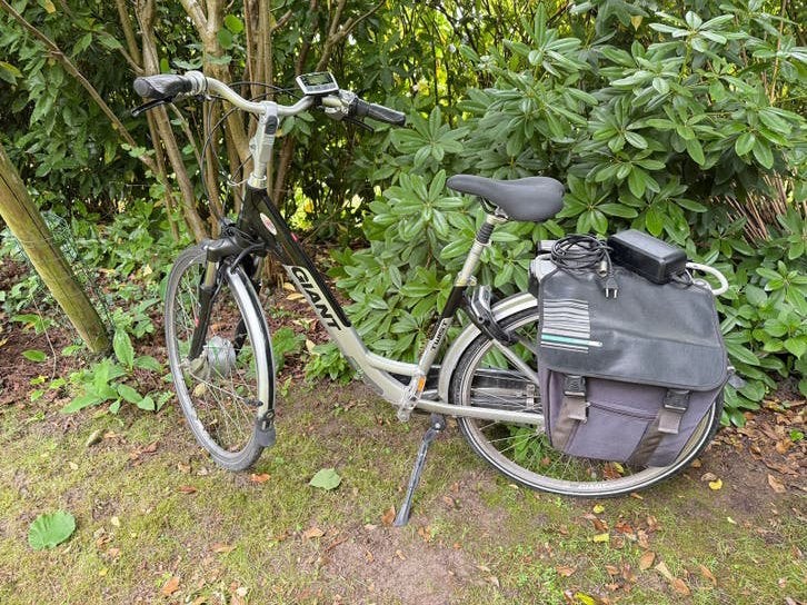 eBike Giant damesfiets (kader 48), Zo goed als nieuw, 47 tot 51 cm, 50 km per accu of meer, Giant