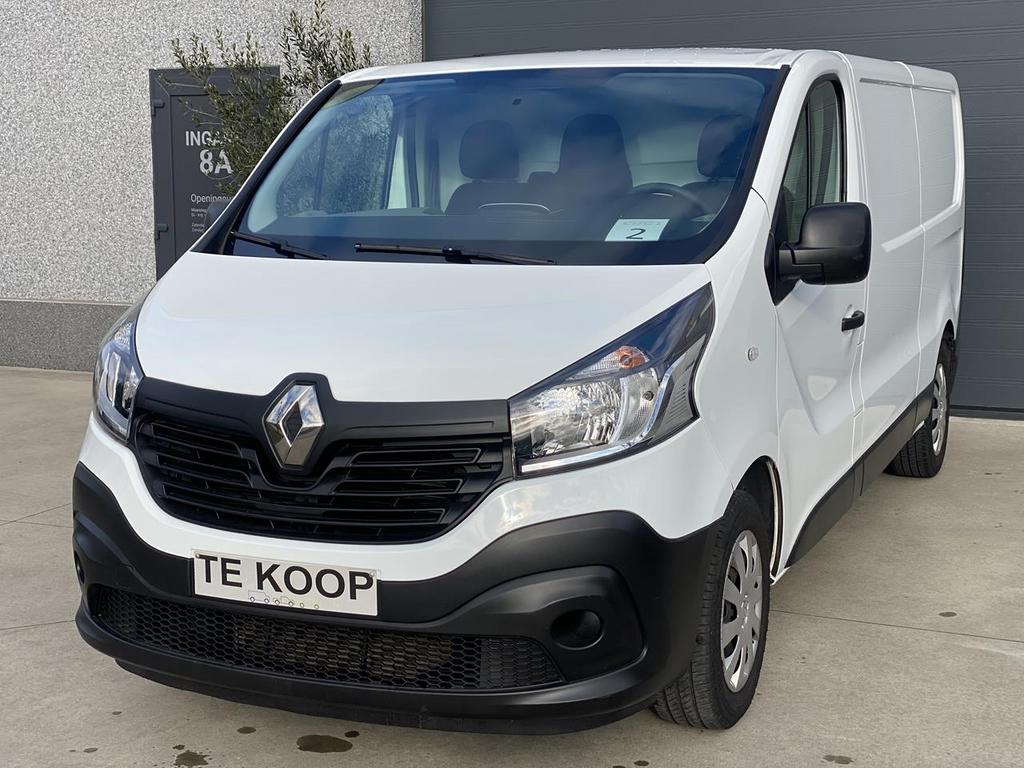 Renault Trafic L2-125pk-airco-GPS-camera-mooi!, Auto's, Bestelwagens en Lichte vracht, Euro 6, Wit, Bedrijf, Parkeersensor