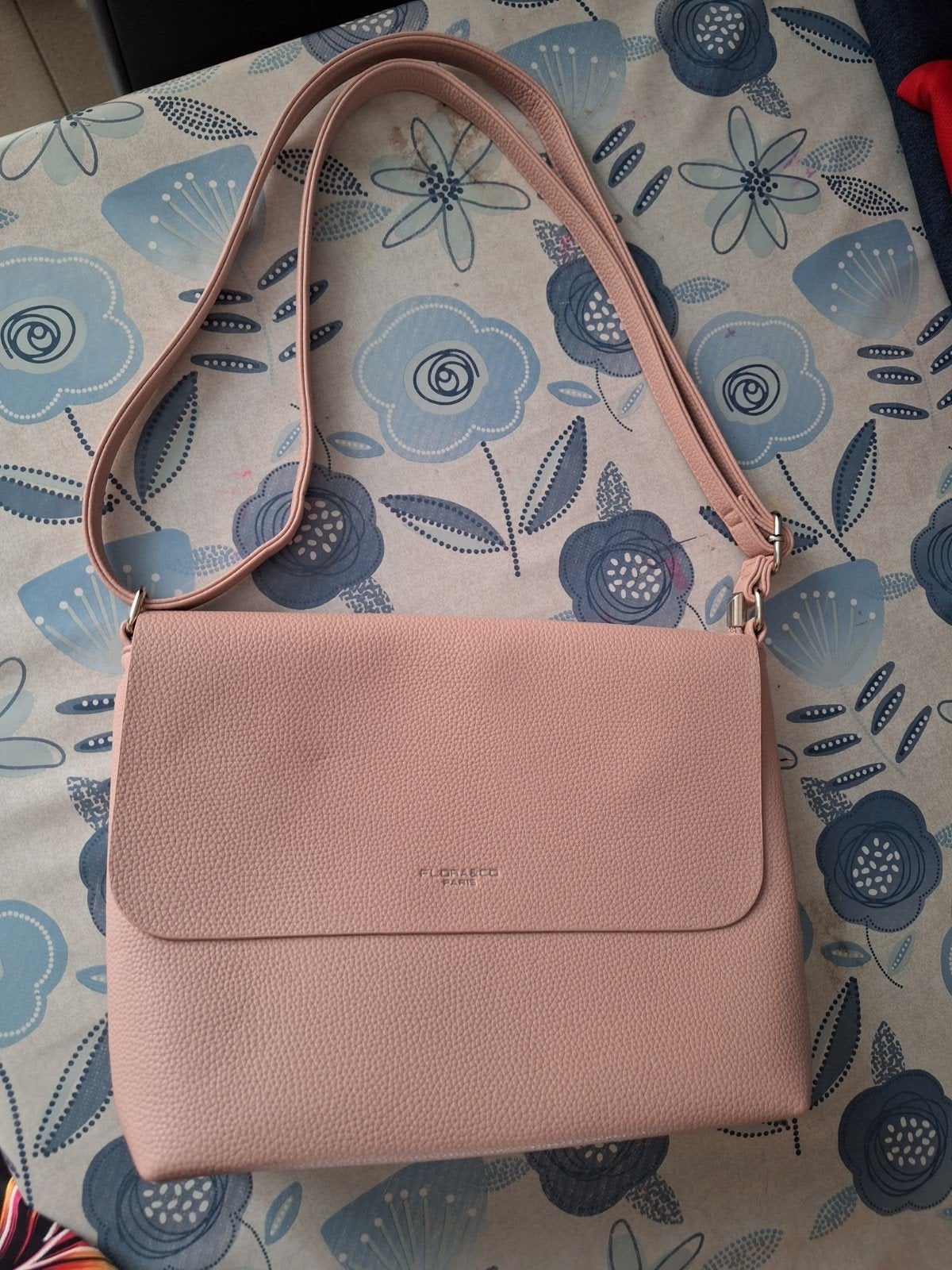 Handtas roze, Handtassen en Accessoires, Tassen | Damestassen, Ophalen, Roze, Handtas