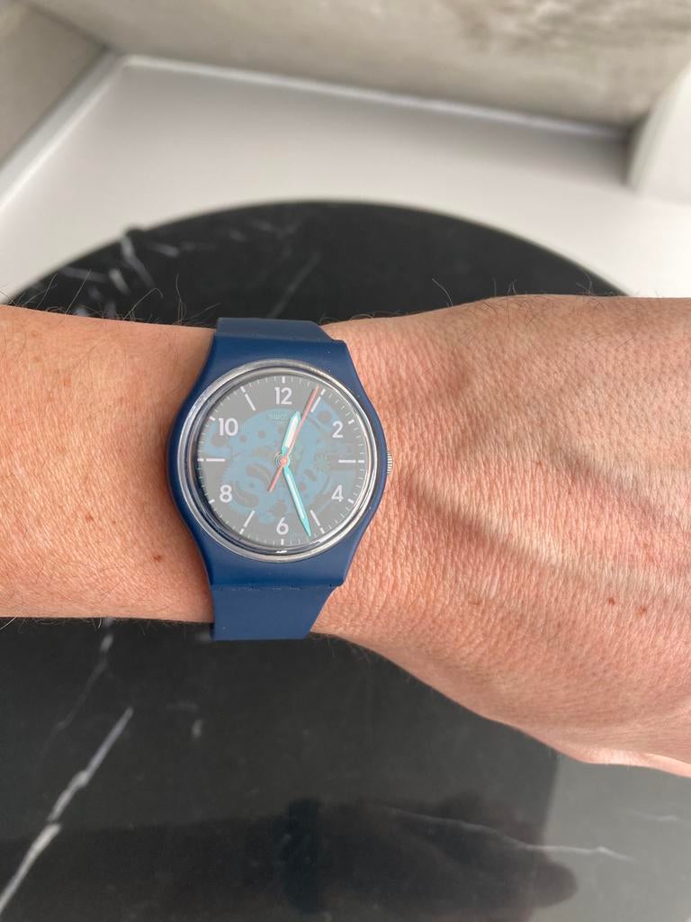 Swatch gent blauw 6 maand oud nooit gedragen, Ophalen of Verzenden, Nieuw, Blauw