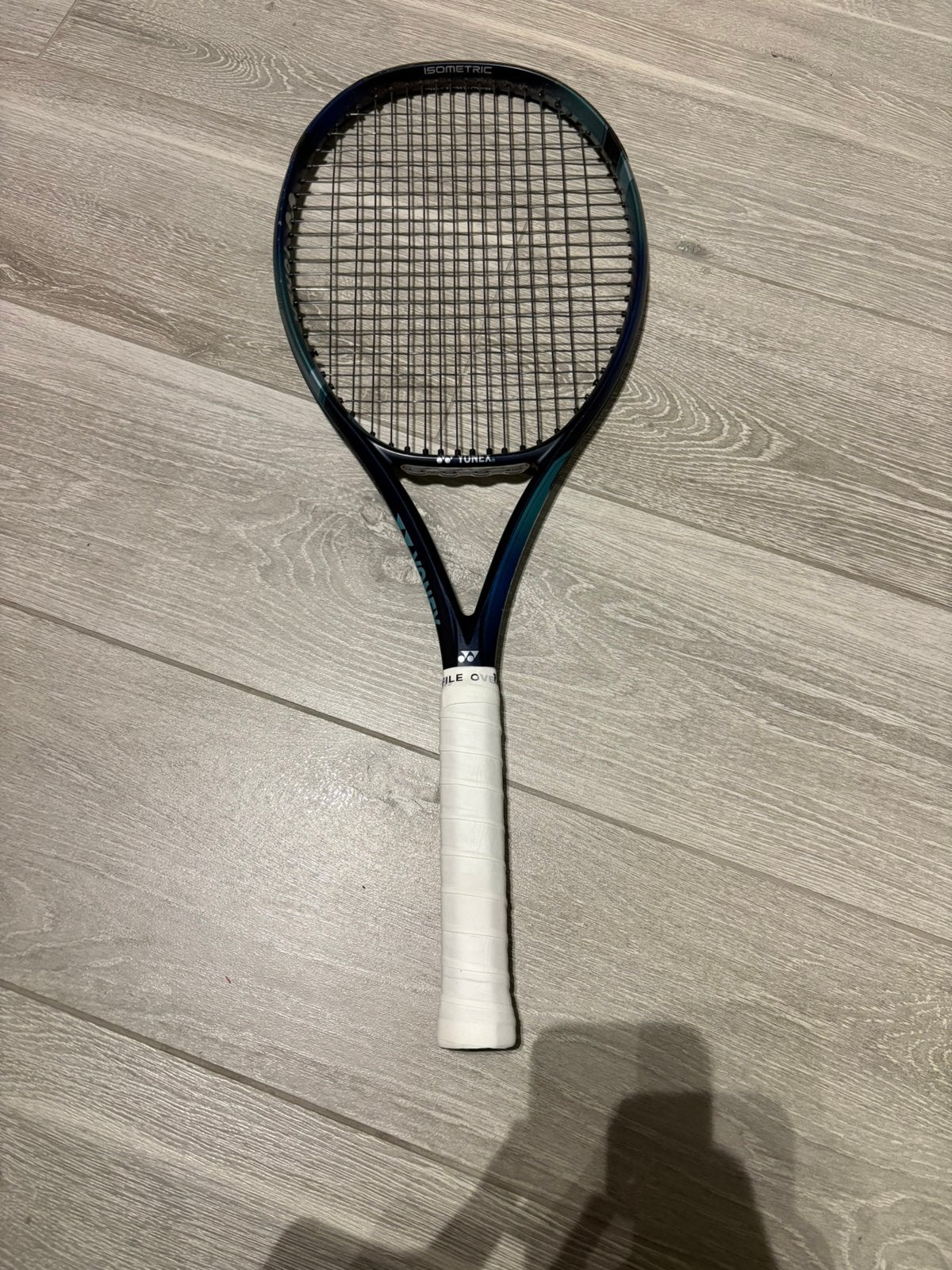 Yonex ezone 98 racket, Sport en Fitness, Gebruikt, Ophalen of Verzenden, Racket, L2